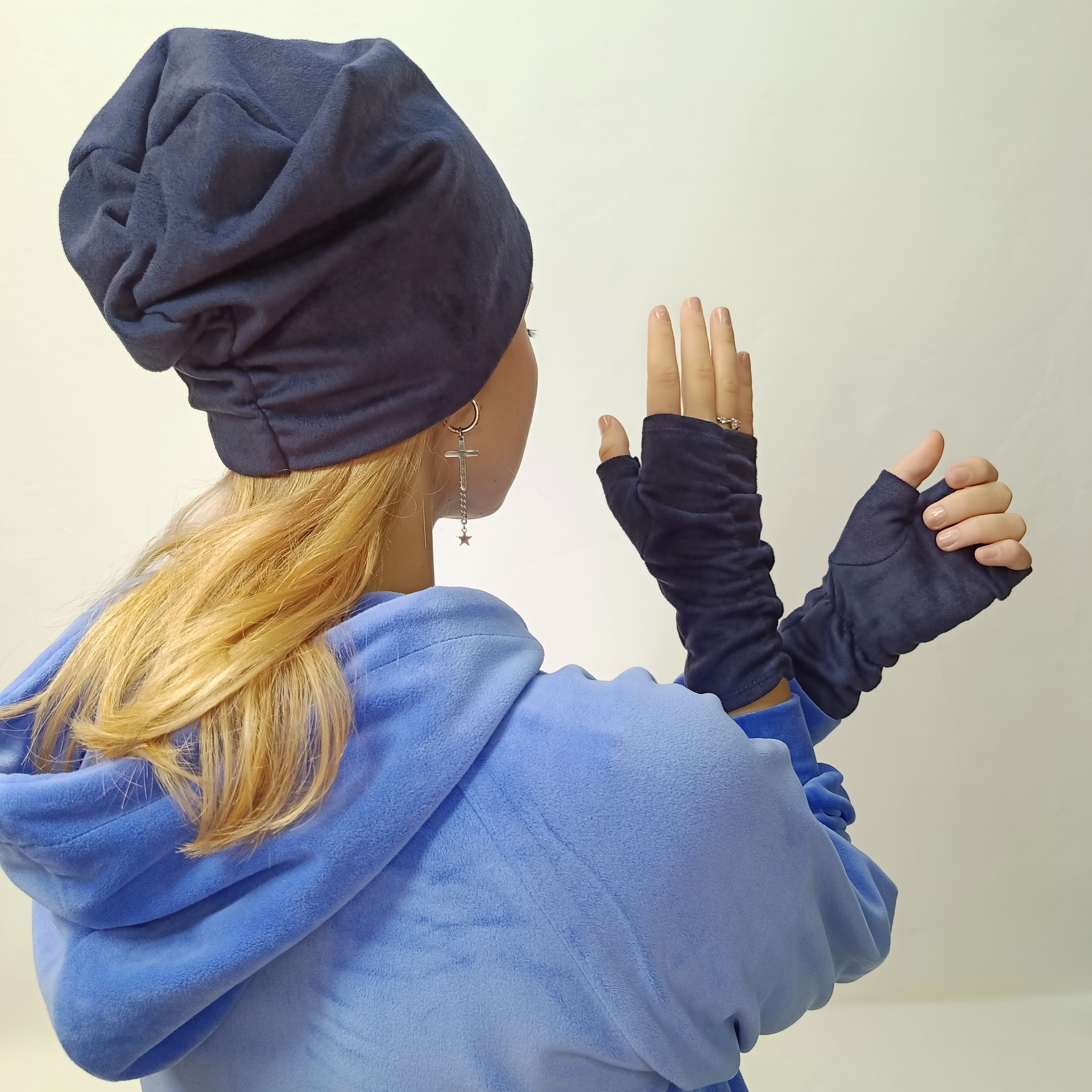 Шапки женские