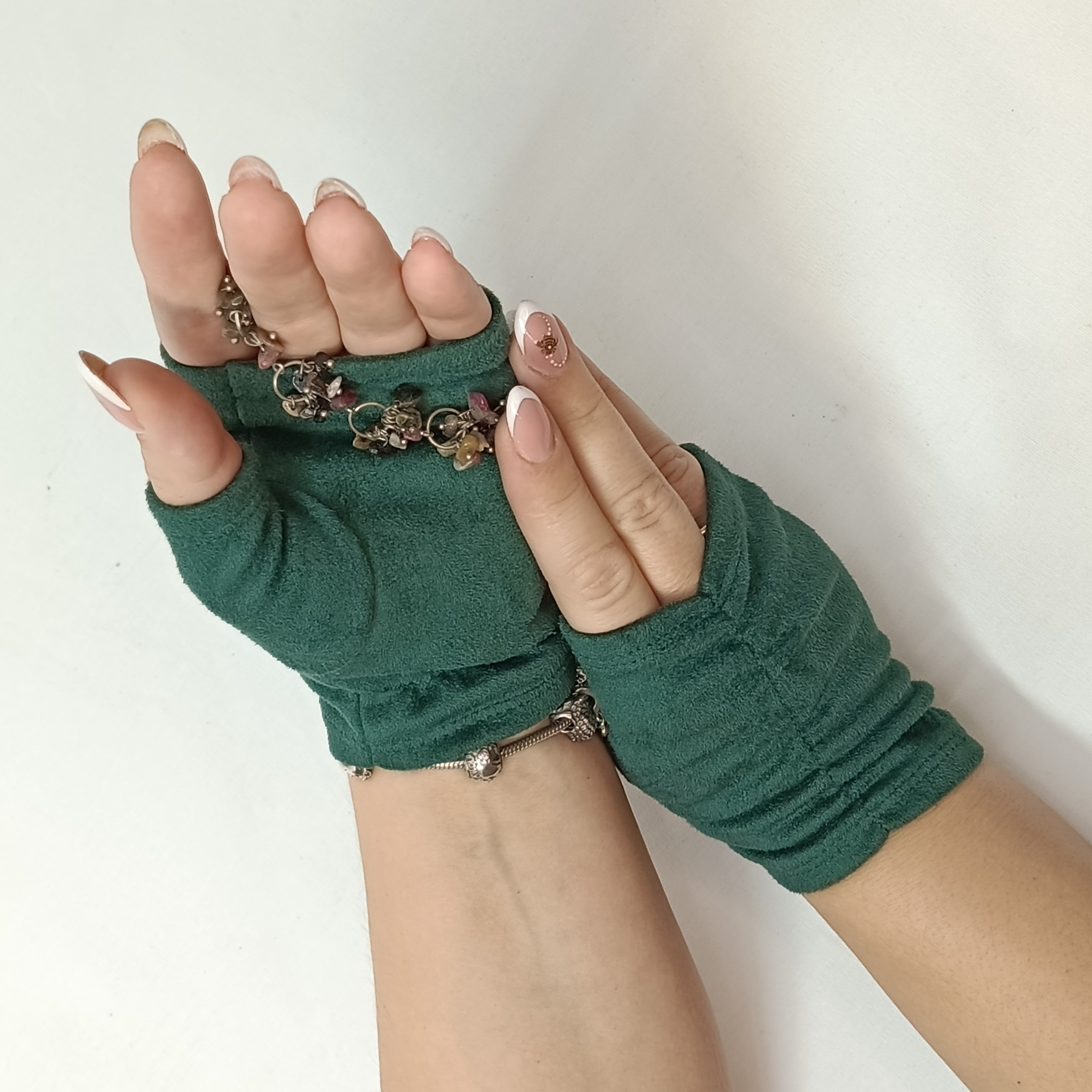 Перчатки митенки женские зеленые